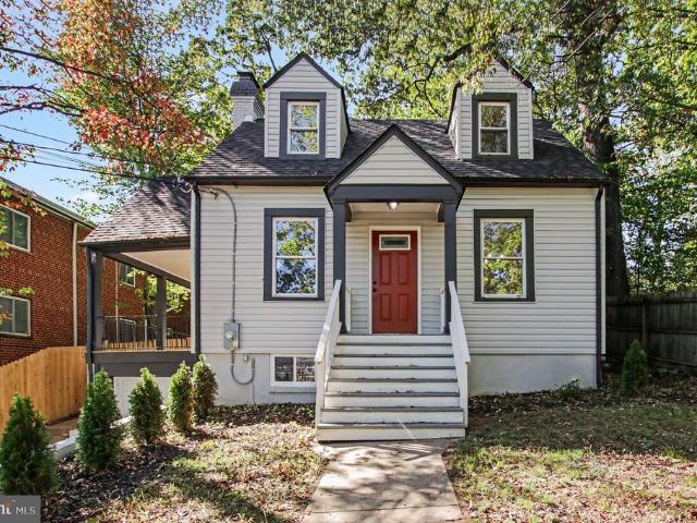 611 Ethan Allen Avenue