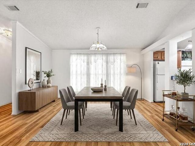 611 Hedgestone