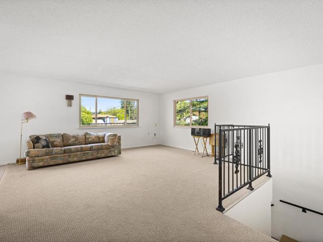 611 Hendley St, Santa Rosa, CA 95404 | MLS #326049