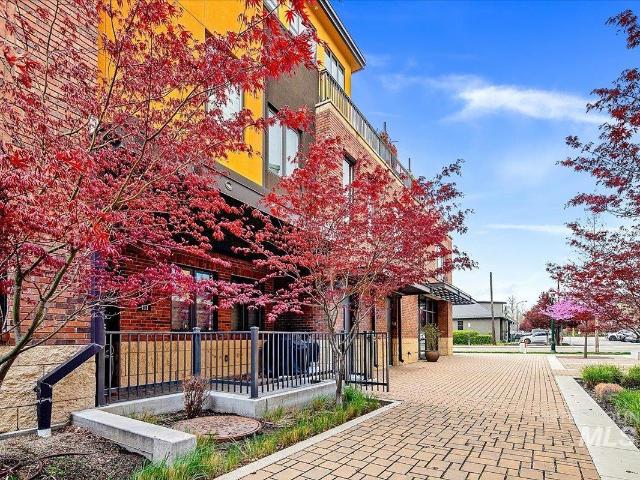 611 S 8th St, Unit 111 Boise, ID 83702 | MLS #98980