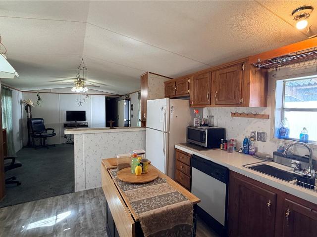 611 W Main St #8
