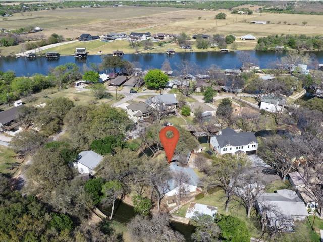 611 Thurman Cir, Kingsland, TX 78639 | MLS #177213