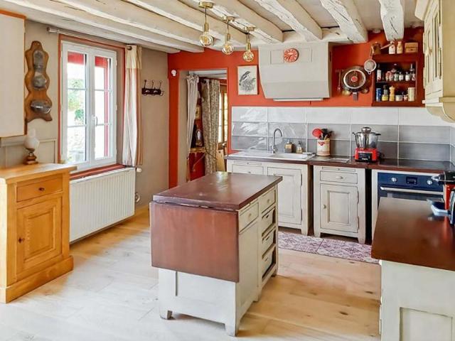 61270 RAI 4 km gare maison de campagne 2 chambres, sans travaux, terrain 820 m²
