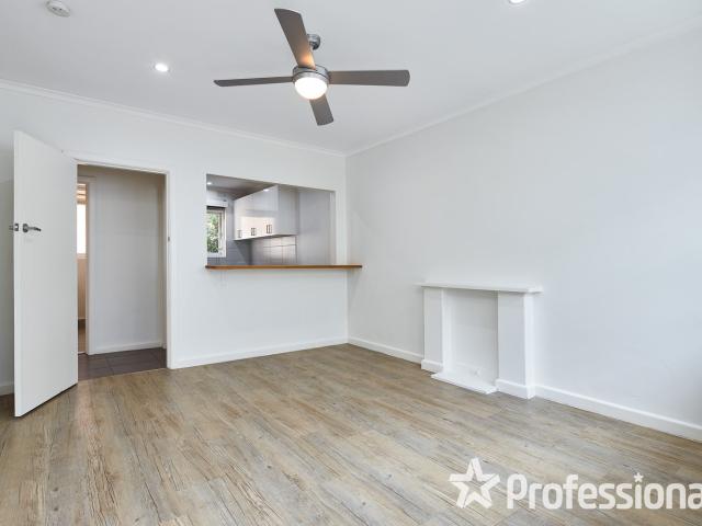 6/128 Glenhuntly RoadElwood VIC 3184, Australia