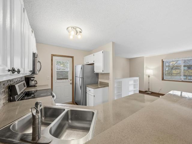 6129 78th Ave N, Brooklyn Park, MN 55443 | MLS #7020
