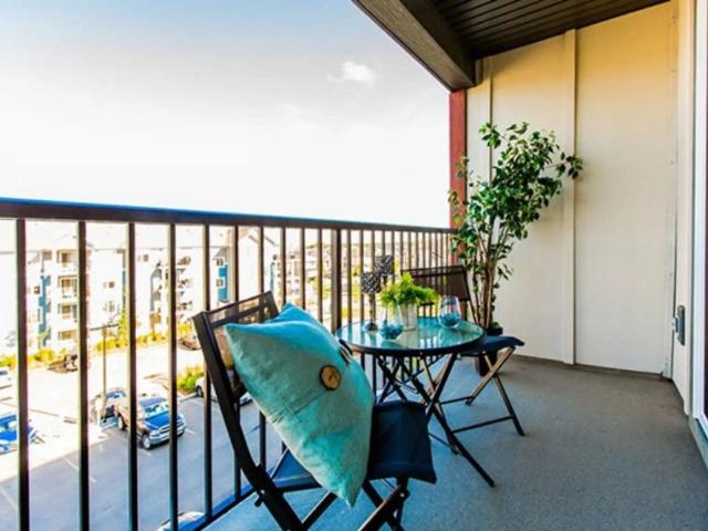 6120 & 6124 Stanton Drive — 2 Bedroom