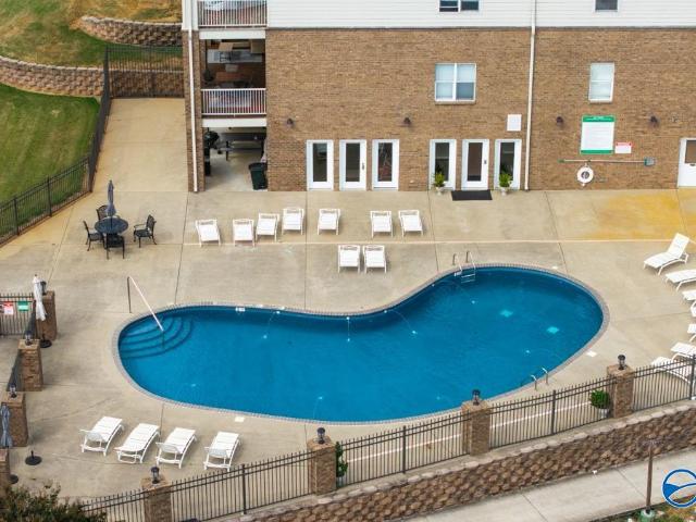6122 Bay Village Drive 109