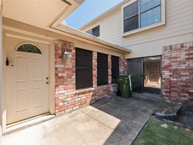 6122 Cypress Point Drive