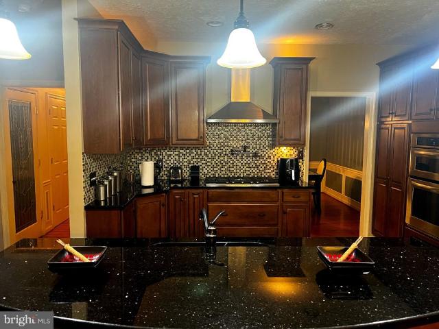 6122 W Melody Court