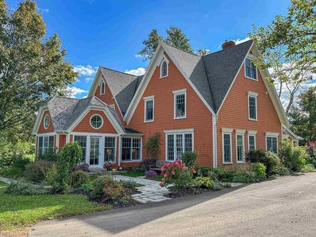 6123 Route 13, New Glasgow, PE, C0A 1N0 Luxury House for sale | Listing ID 202604 | Royal LePage Carriage Trade Luxury Properties