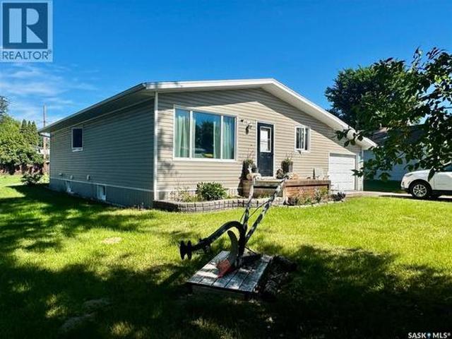 612 1St Avenue Ne, Preeceville, SK, S0A 3B0 house for sale | Listing ID SK047649 | Royal LePage