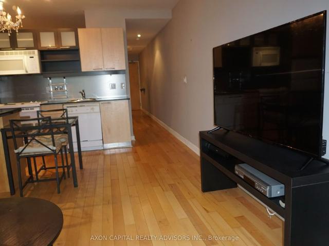 612 36 Blue Jays Way, Toronto