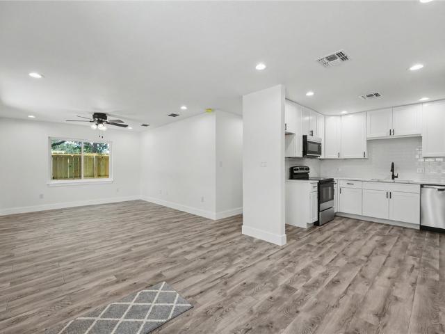 612 S 9th Street