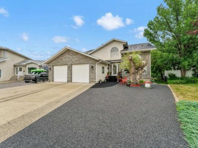 612 Sangster Crescent Sw, Redcliff, AB, T0J 2P2 house for sale | Listing ID A2328 | Royal LePage