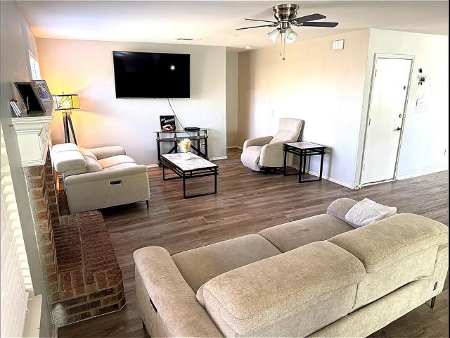 612 Tripp Trail
