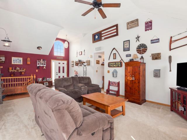 612 Yellowstone Lane