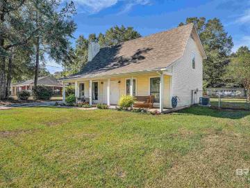 6135 Oak Cliff Drive
