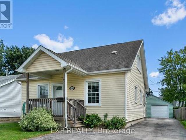 6136 Churchill Street, Niagara Falls Arad/Fallsview, ON, L2G 2X3 house for sale | Listing ID X13553 | Royal LePage