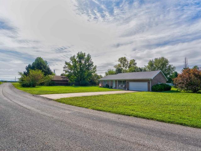 6136 W Hodges Drive