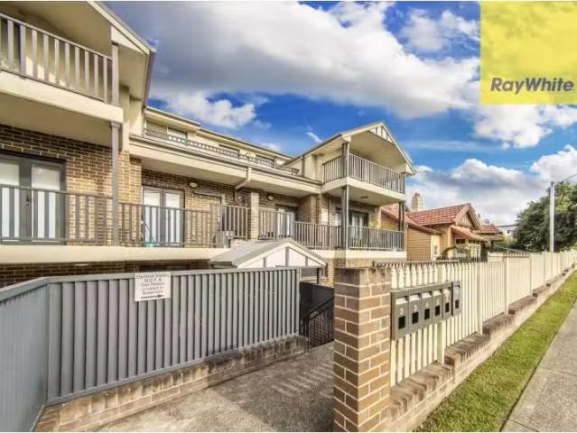 6/137 Good Street, ROSEHILL Apartment for rent Listed by Anuj.