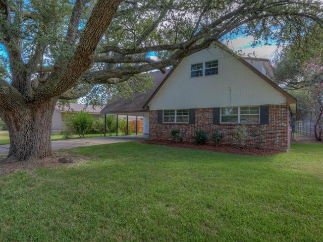 6137 Verona Lane