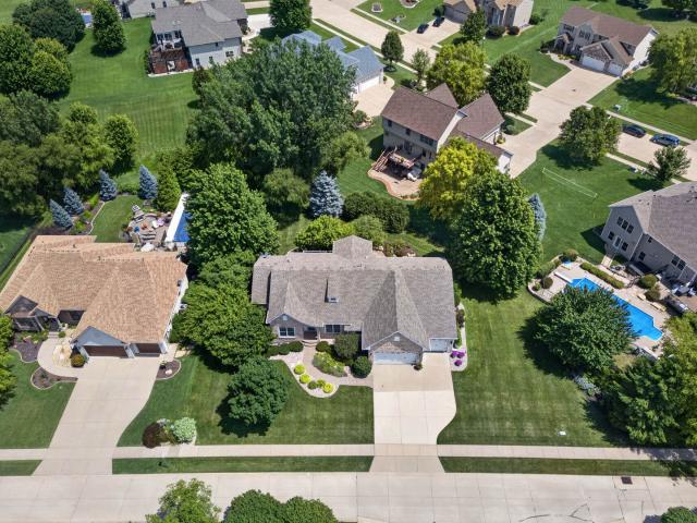 6138 Whispering Hill