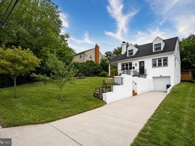 6131 Montrose Road