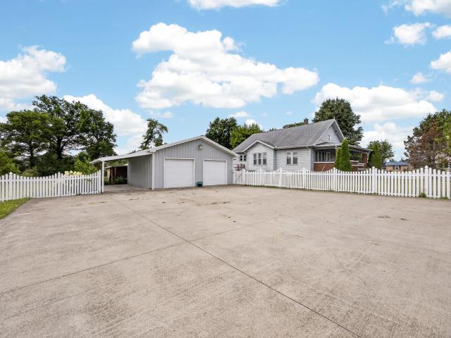 6131 W 100 N