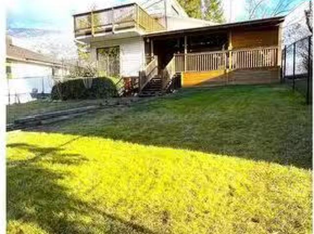 613 11Th Avenue, Castlegar, BC, V1N 1J7 house for sale List.