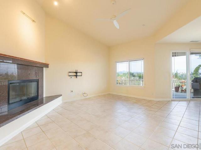 613 Carnation Lane