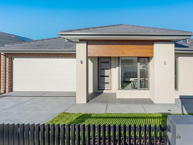 613 Grand Boulevard, CRAIGIEBURN, VIC 3064