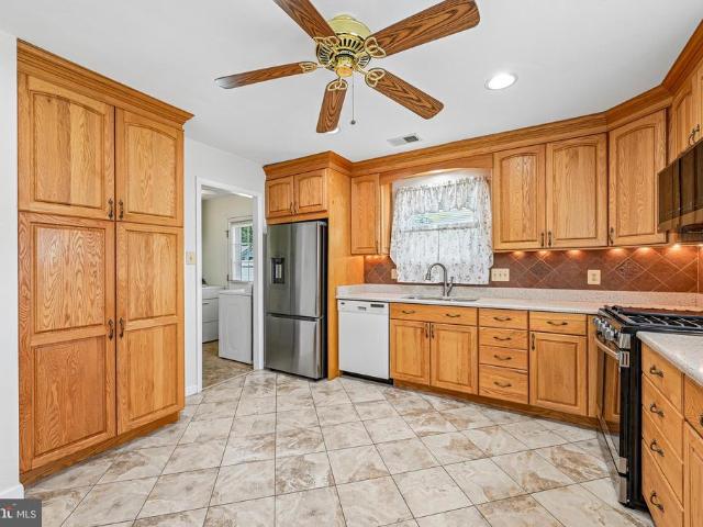 613 Hartwood Lane