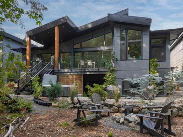 613 Medalist Ave, Colwood, BC, V9C 0R7 house for sale | Listing ID 1044 | Royal LePage