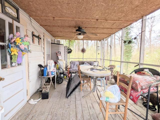 613 Smith Camp Loop