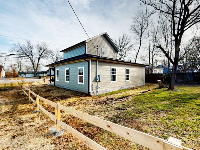 613 Short Mt St