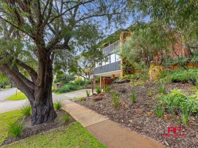 6/13 Storthes Street, MOUNT LAWLEY Apartment for rent Listed.