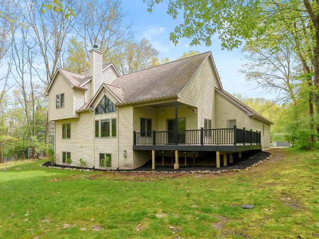 6147 Autumn Ridge