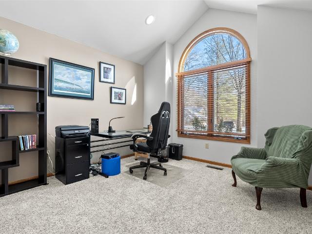6147 Autumn Ridge