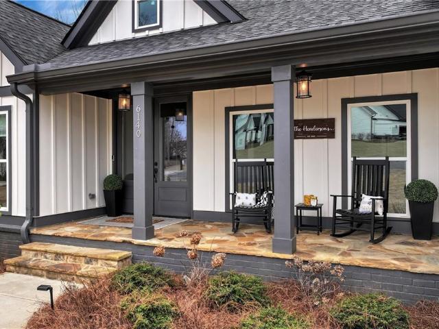 6140 Crescent Moon Ridge