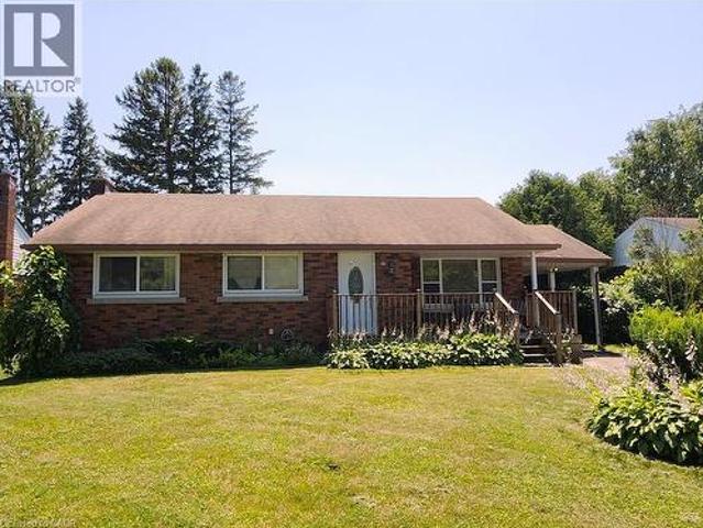 6142 Scott Street, Niagara Falls, ON, L2E 3B5 house for sale | Listing ID 40830 | Royal LePage