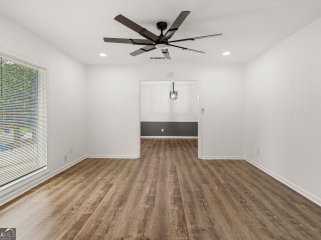 6143 brooklet drive