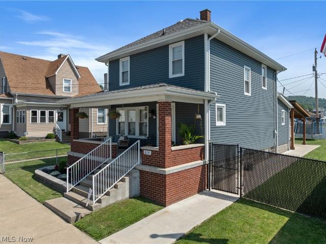 614 Hickory Street