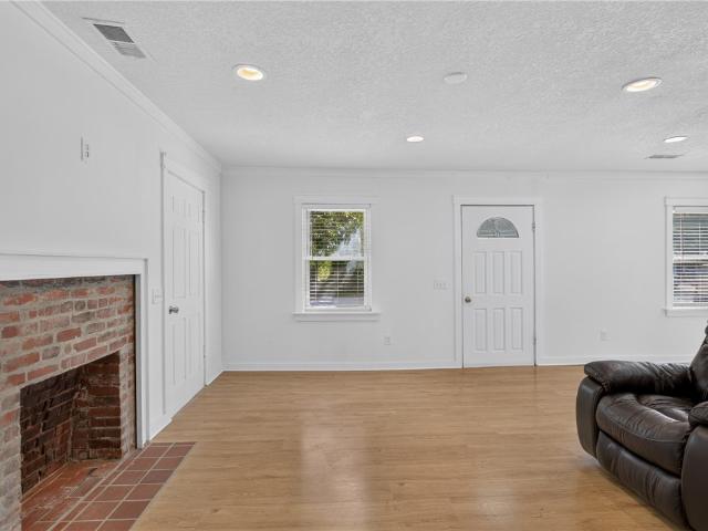 614 Highland Avenue