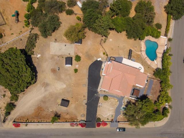 614 sneath way