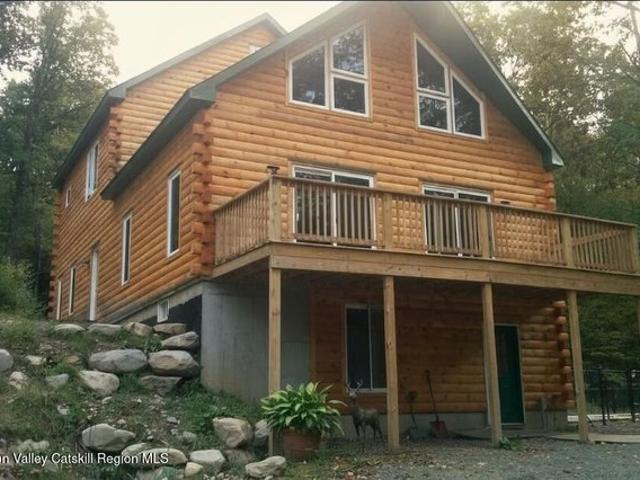 614 Salls Rd, East Chatham, NY 12060