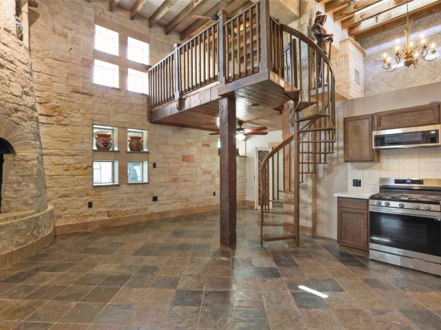 614 Pine Gully Road Loft, Seabrook, US, TX