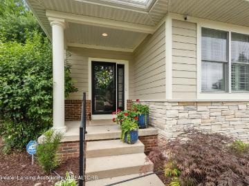 6155 Graebear Trail