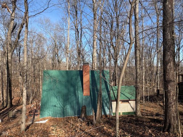 6155 Private Road 1125 N