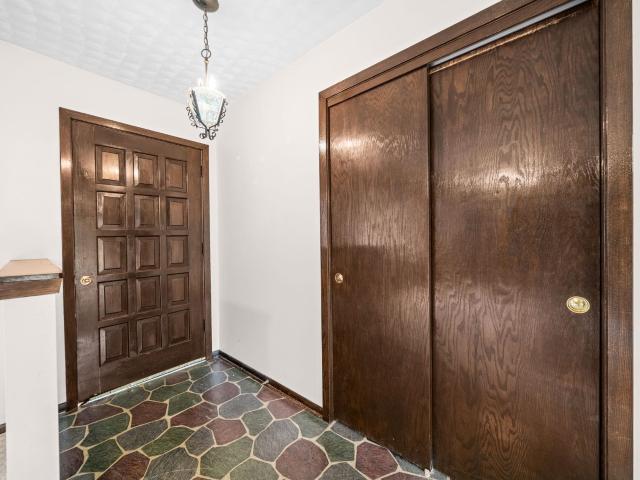 6156 Lockwood Drive