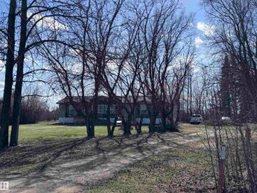 61516 Rg Rd 204, Rural Thorhild County, AB, T0A 2P0 house for sale | Listing ID E4486 | Royal LePage